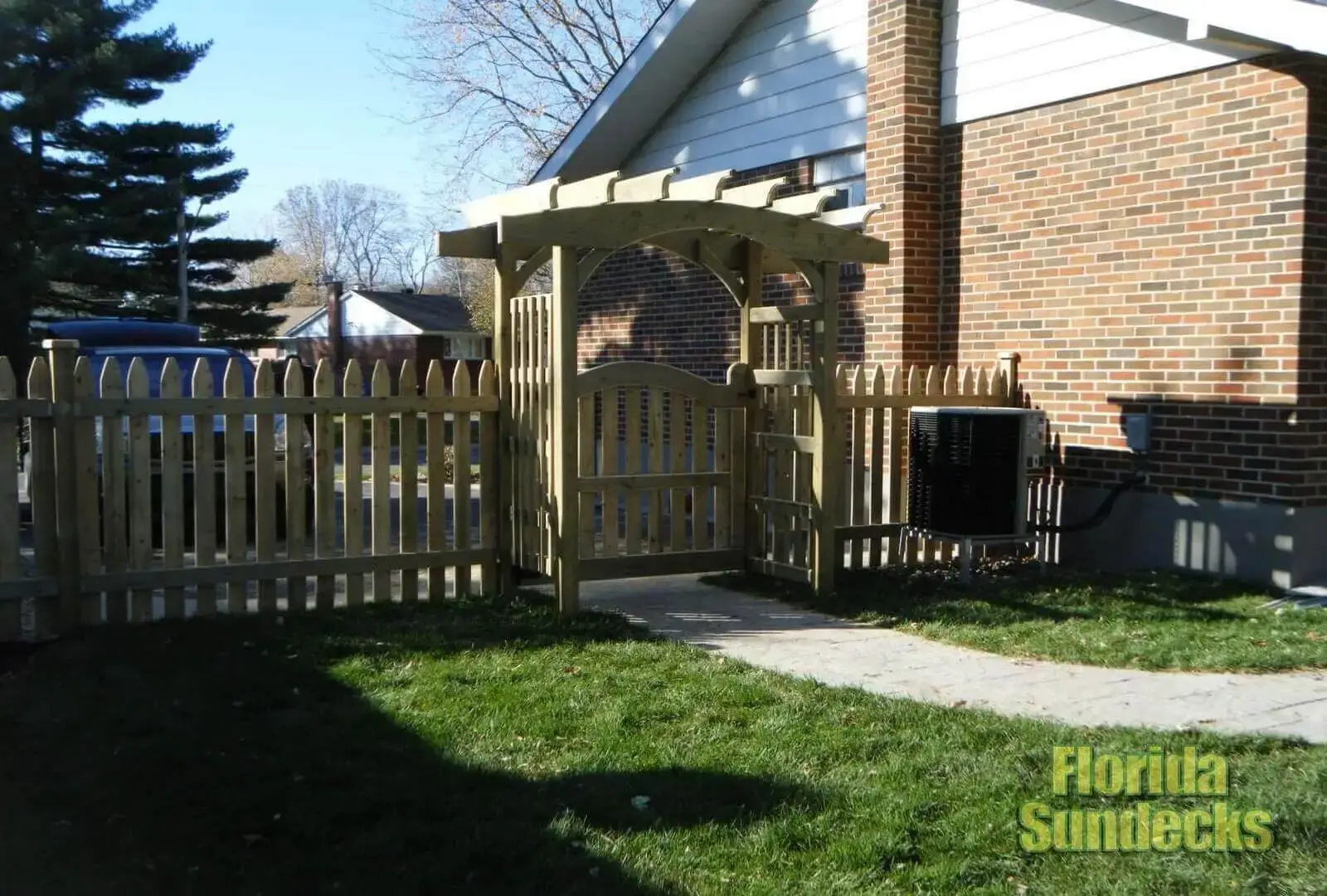Fence in Pierrefonds