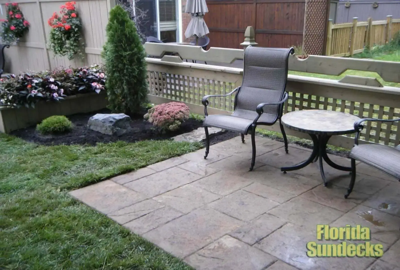 Uni stone in Beaconsfield